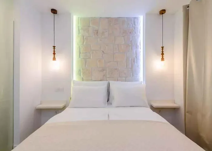 Apartamento With Pool In 39520